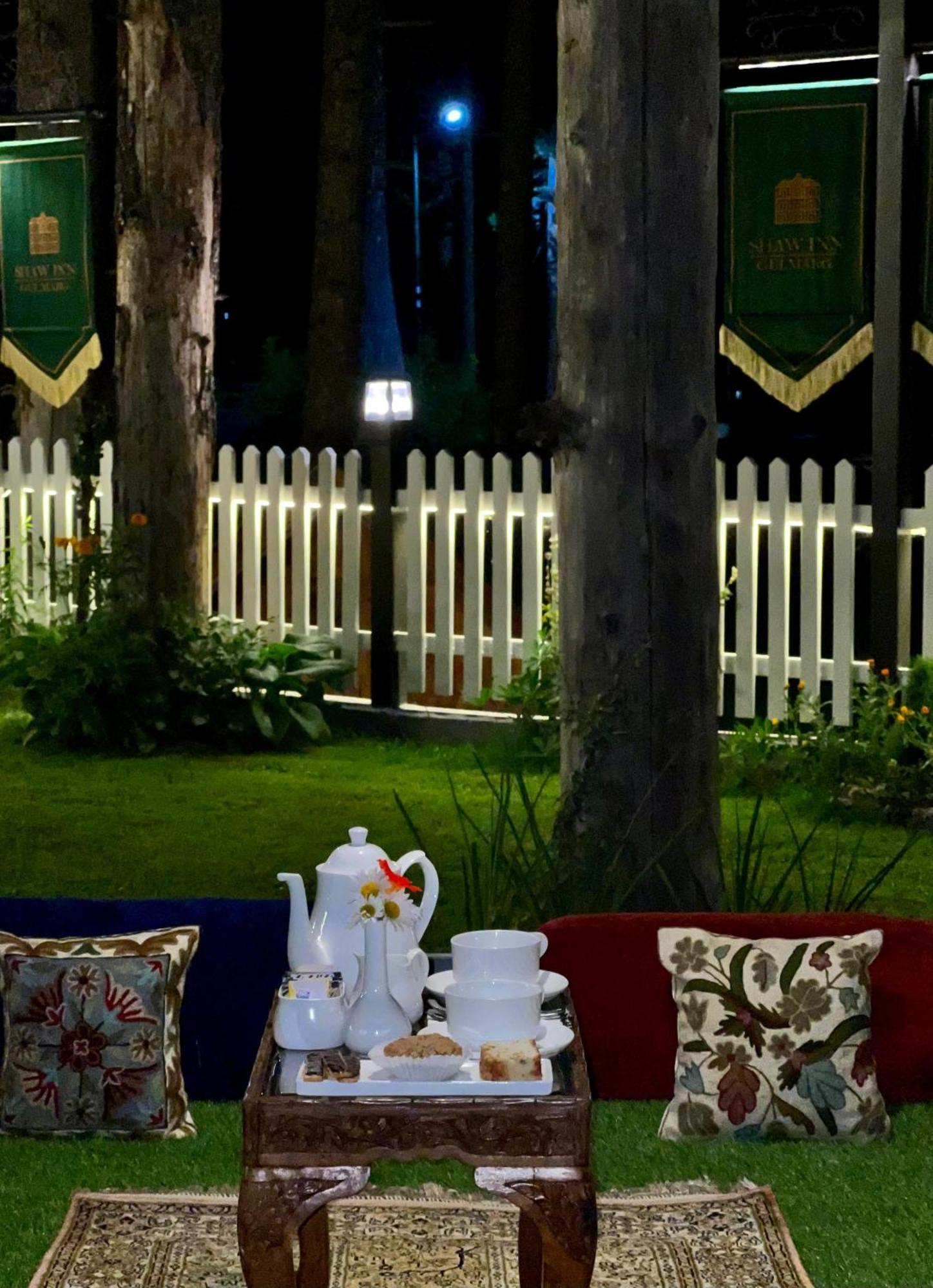 Shaw Inn By Stay Pattern グルマルグ エクステリア 写真